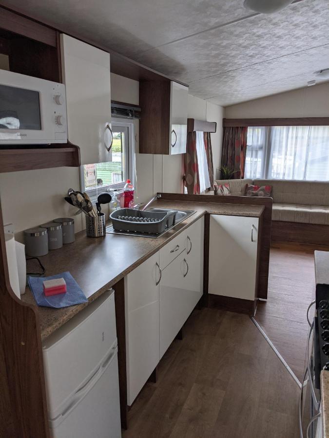 Gloria Stay - Aberystwyth Caravan Buitenkant foto